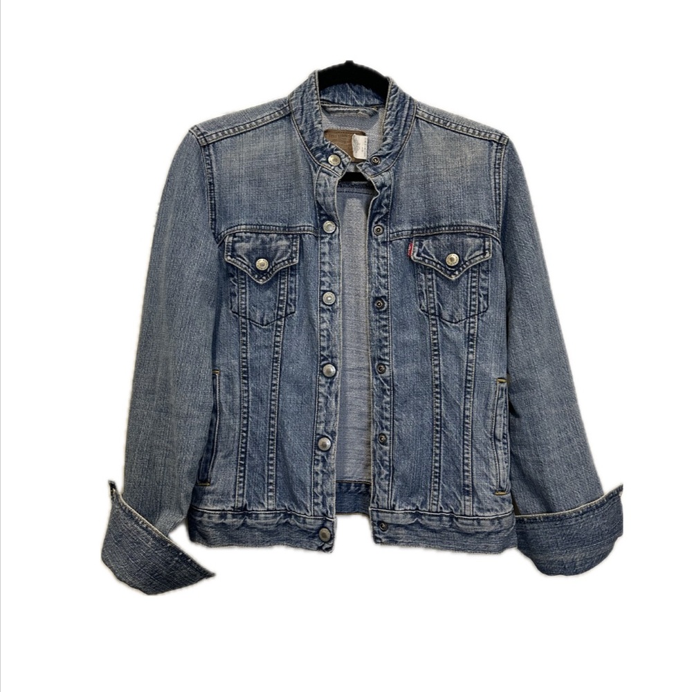 Levi’s vintage faded blue denim jacket